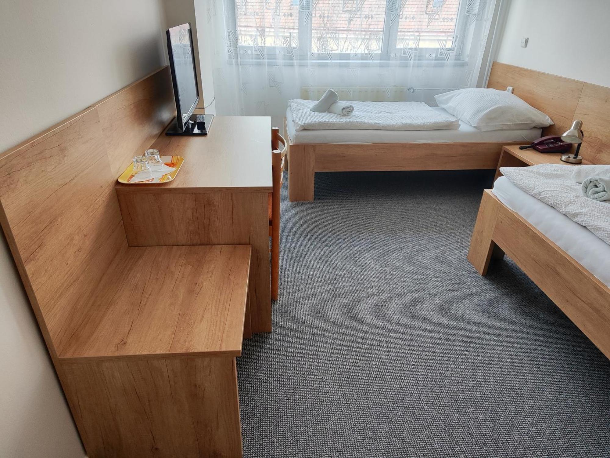 Hotel Panon Hodonín エクステリア 写真